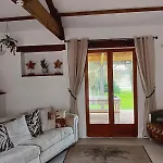 Belle, Piscine Privee, Vue Sur La Campagne Nyaraló *