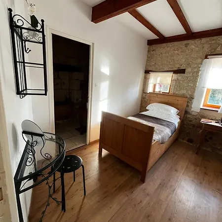Belle Gite, Le Metraud Holiday home