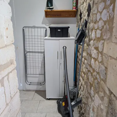 Belle, Piscine Privee, Vue Sur La Campagne * Nonac