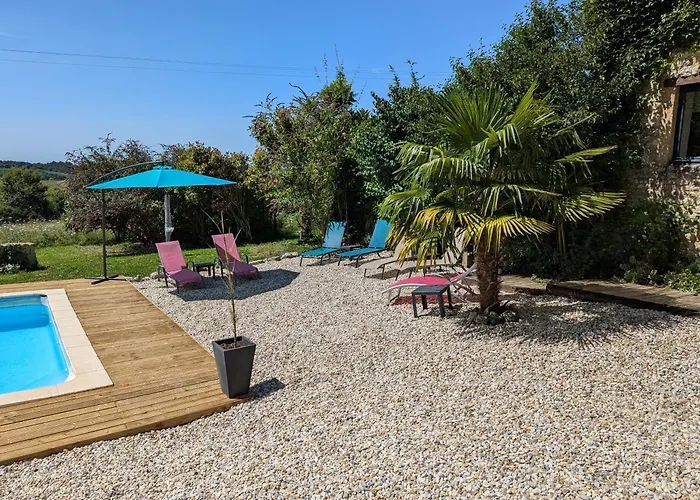 Belle, Piscine Privee, Vue Sur La Campagne * Nonac