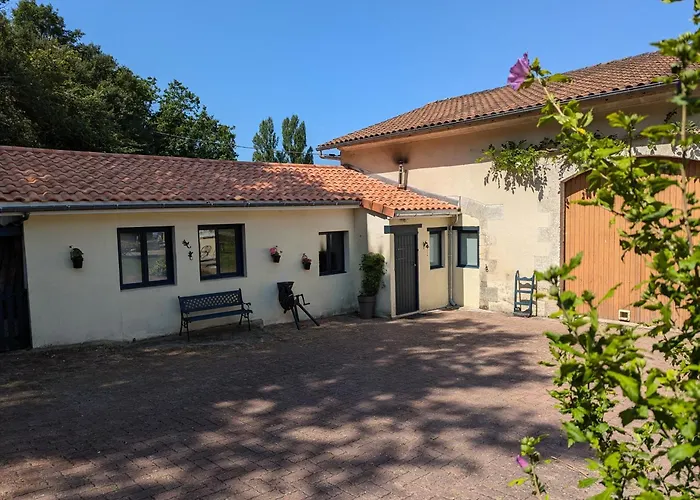 בית נופש Belle, Piscine Privee, Vue Sur La Campagne