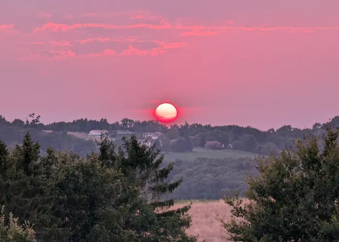 Belle, Piscine Privee, Vue Sur La Campagne * Nonac